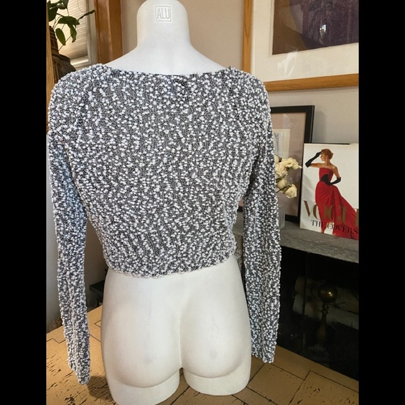 H&M Crop Top Sweater - Picture 3 of 8
